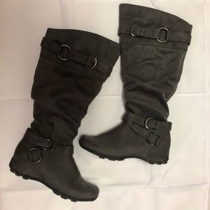 Like new gray calf boots